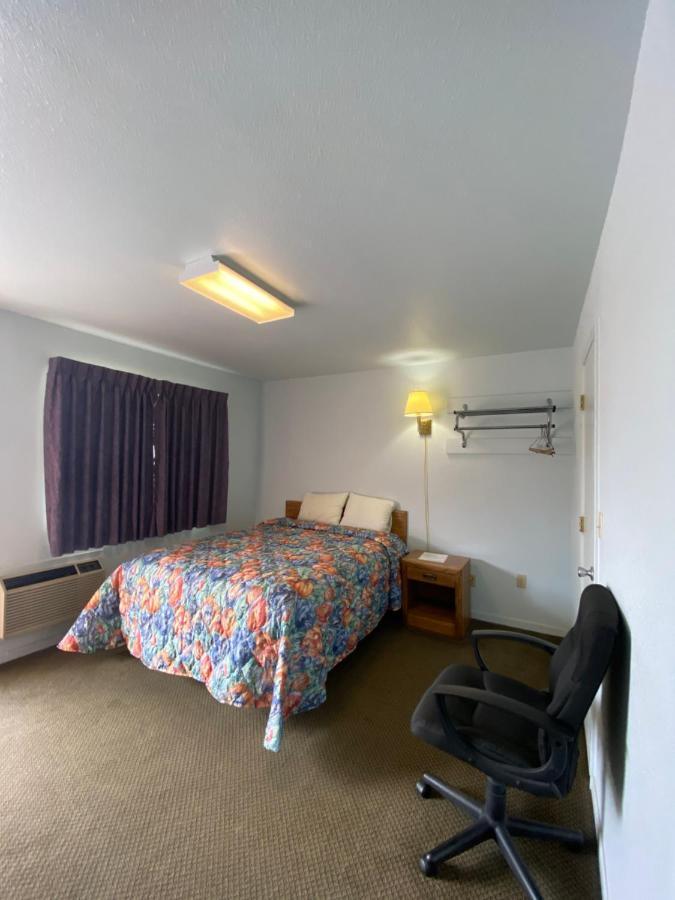Regency Inn Comanche Екстер'єр фото